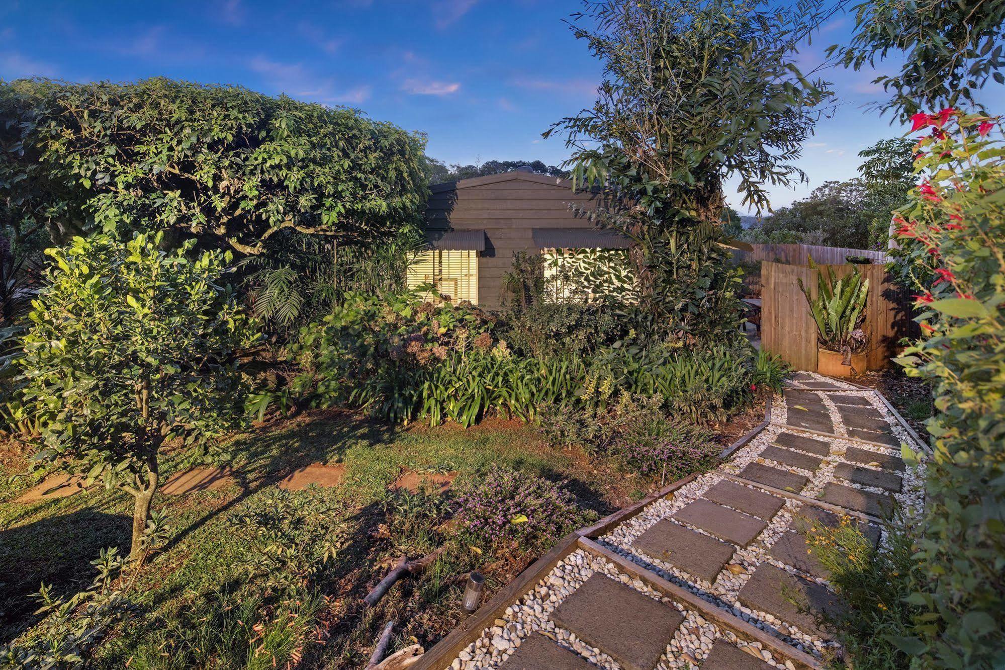 Eden Lodge Nambour Esterno foto